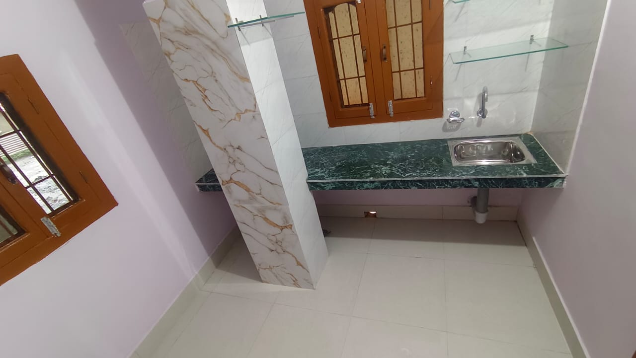 Unfurnished 1BHK in Six Mile, Guwahati, Assam, India for Rent